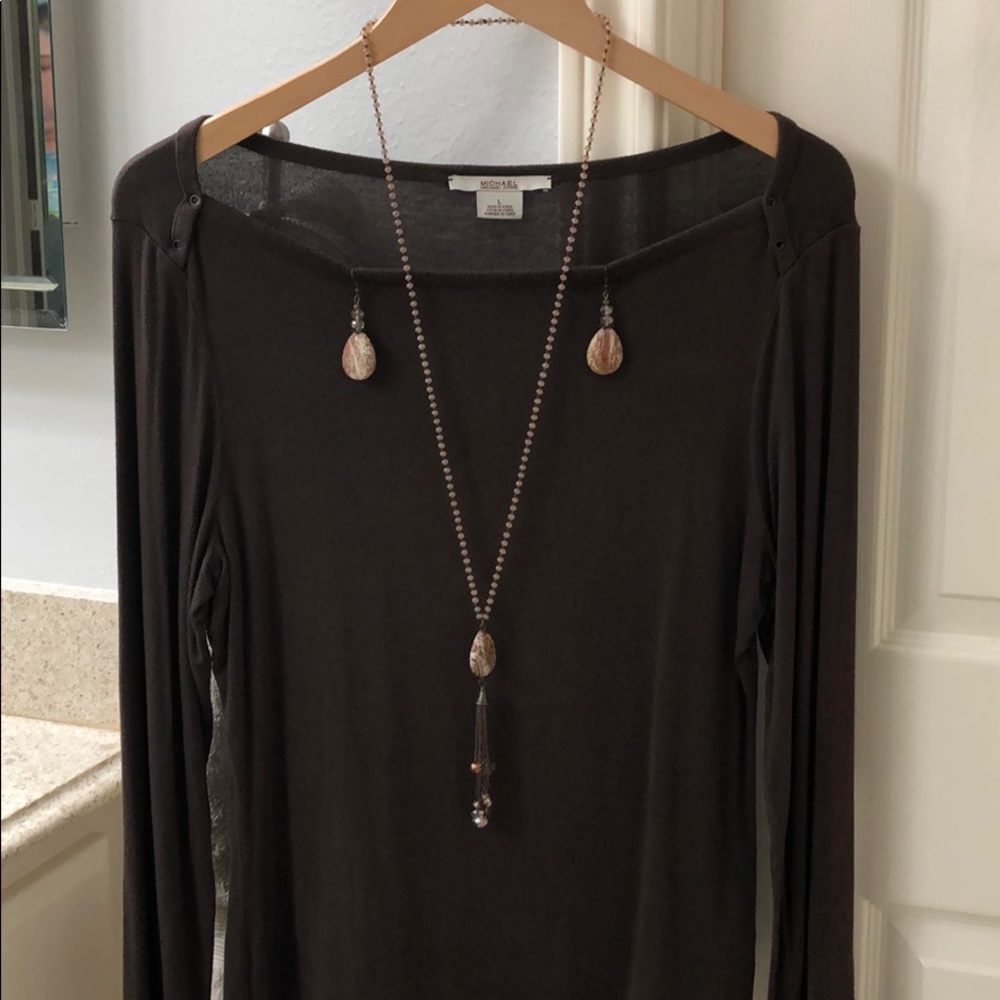 Beaded necklace and earrings